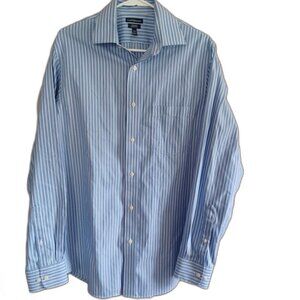Croft & Barrow long sleeve button down shirt Size L